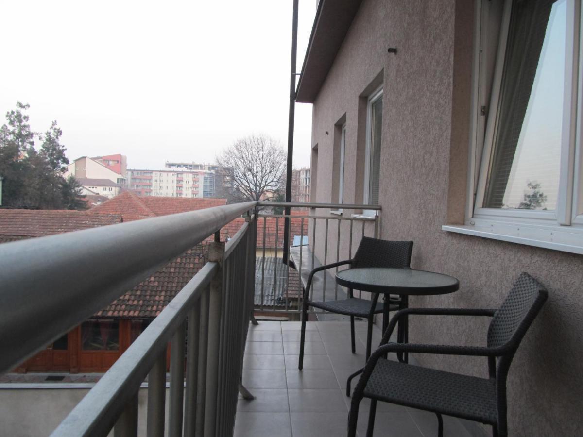 Apartment Ivi034 Kragujevac Exterior foto